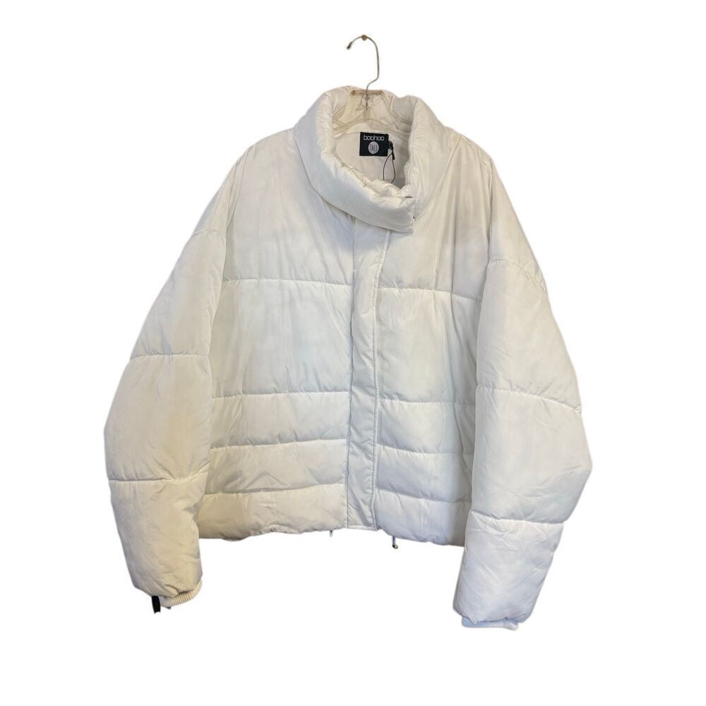 Boohoo Womans white cropped puffer jacket Sz 14 Tall NWOT